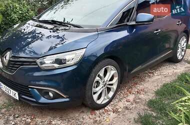 Минивэн Renault Scenic 2017 в 