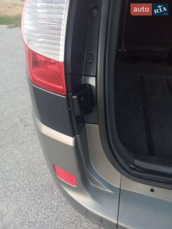 Минивэн Renault Scenic 2007 в Звенигородке