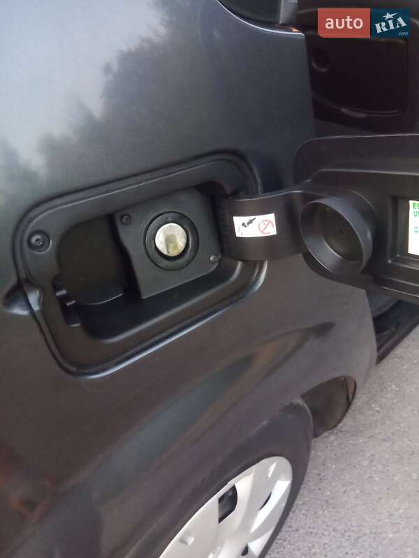 Минивэн Renault Scenic 2007 в Звенигородке