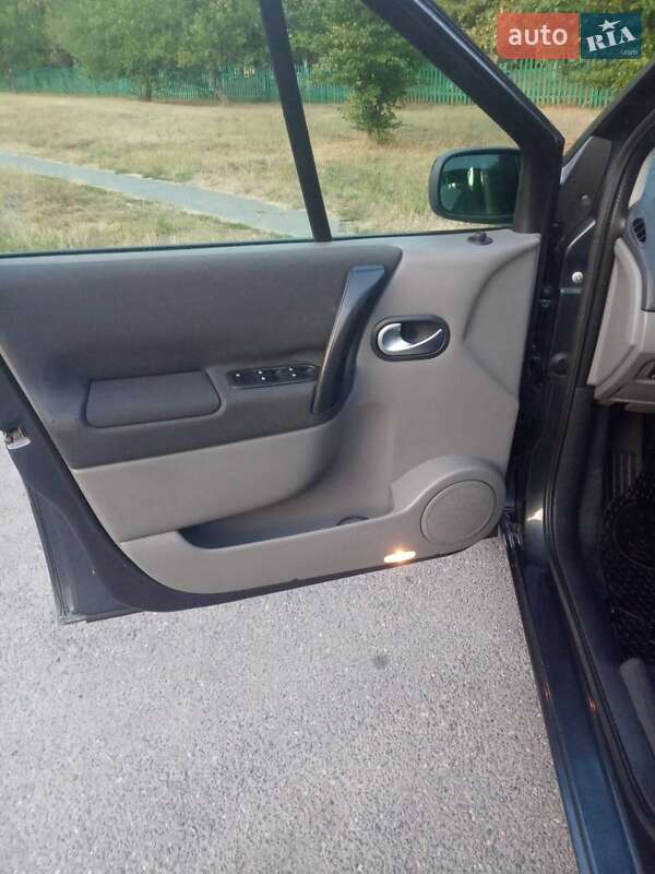 Минивэн Renault Scenic 2007 в Звенигородке