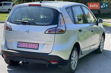 Минивэн Renault Scenic 2014 в 