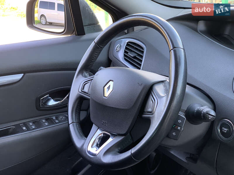 Минивэн Renault Scenic 2015 в Бердичеве