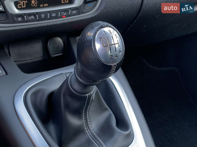Минивэн Renault Scenic 2015 в Бердичеве