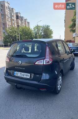 Минивэн Renault Scenic 2009 в 