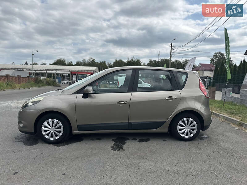 Минивэн Renault Scenic 2009 в Ровно