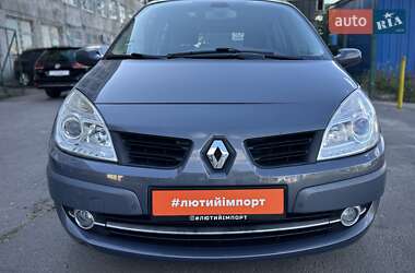 Минивэн Renault Scenic 2006 в 
