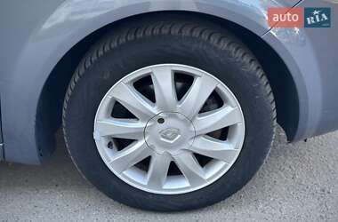 Минивэн Renault Scenic 2006 в 