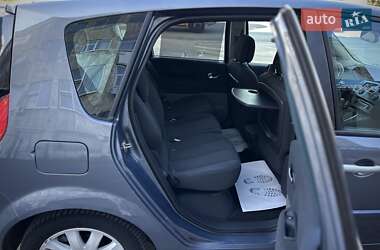 Минивэн Renault Scenic 2006 в 