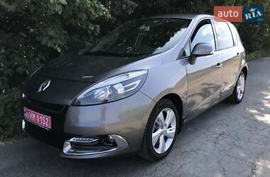 Минивэн Renault Scenic 2012 в 