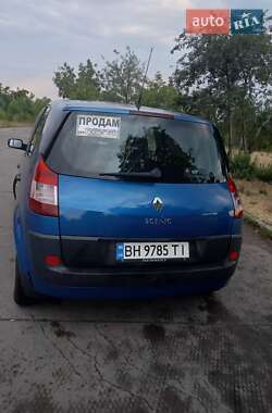 Минивэн Renault Scenic 2004 в 