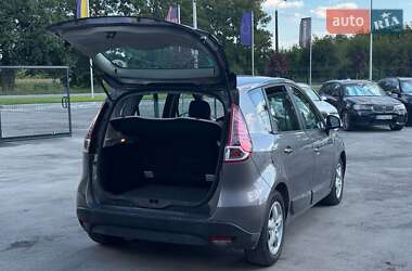 Минивэн Renault Scenic 2011 в 