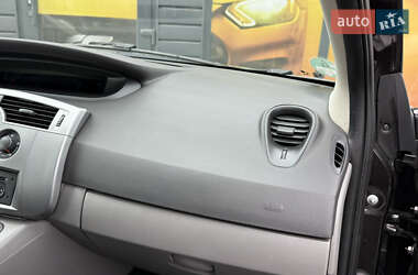 Минивэн Renault Scenic 2008 в 