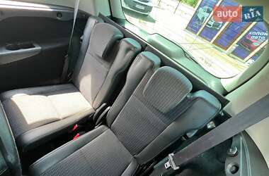 Минивэн Renault Scenic 2010 в 