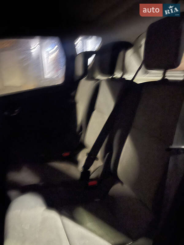Мінівен Renault Scenic 2013 в Чернівцях