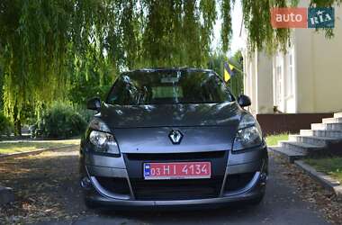 Минивэн Renault Scenic 2010 в 