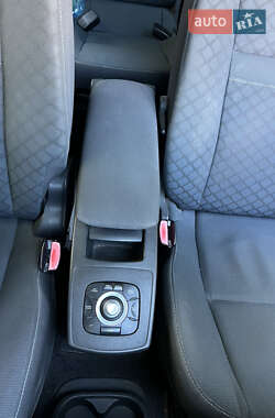 Минивэн Renault Scenic 2010 в 