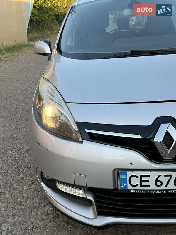 Мінівен Renault Scenic 2014 в Чернівцях