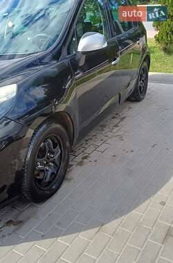 Минивэн Renault Scenic 2012 в 
