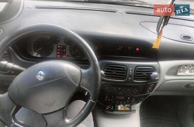 Минивэн Renault Scenic 2002 в 