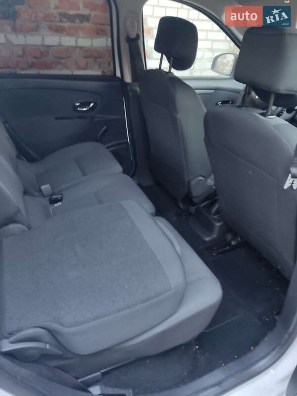 Минивэн Renault Scenic 2012 в Сумах