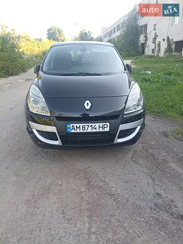 Renault Scenic 2011