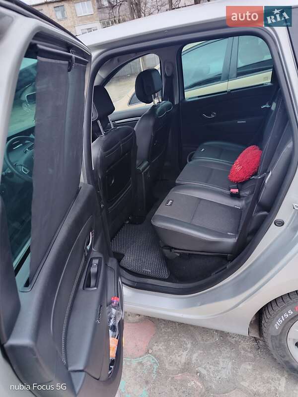 Минивэн Renault Scenic 2011 в Сумах