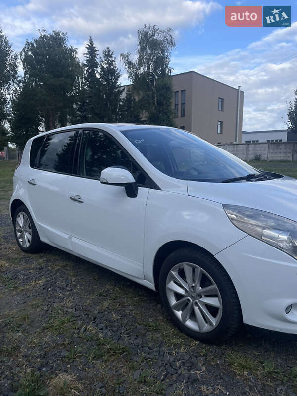 Минивэн Renault Scenic 2010 в Луцке