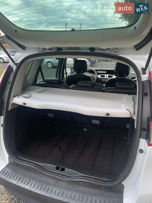 Минивэн Renault Scenic 2010 в Луцке