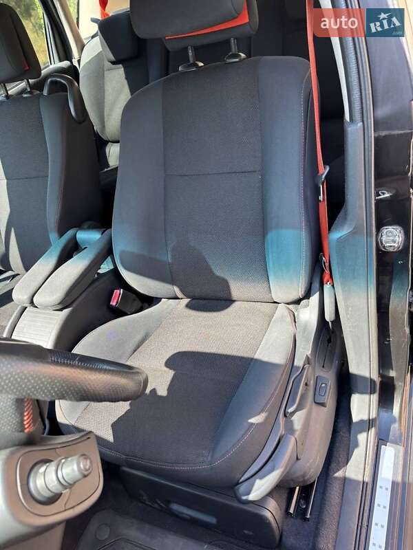 Минивэн Renault Scenic 2007 в Ковеле