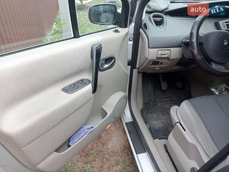 Минивэн Renault Scenic 2005 в Миргороде фото 5 Минивэн Renault Scenic 2005 в Миргороде
