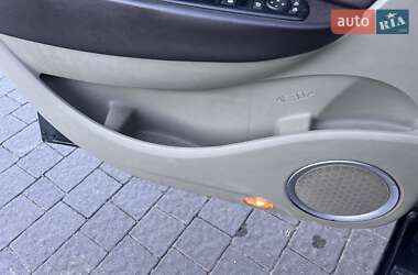 Минивэн Renault Scenic 2010 в 