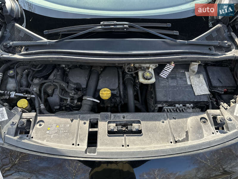 Минивэн Renault Scenic 2013 в Золочеве