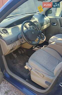 Минивэн Renault Scenic 2006 в 