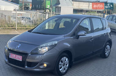 Мінівен Renault Scenic 2010 в Рівному