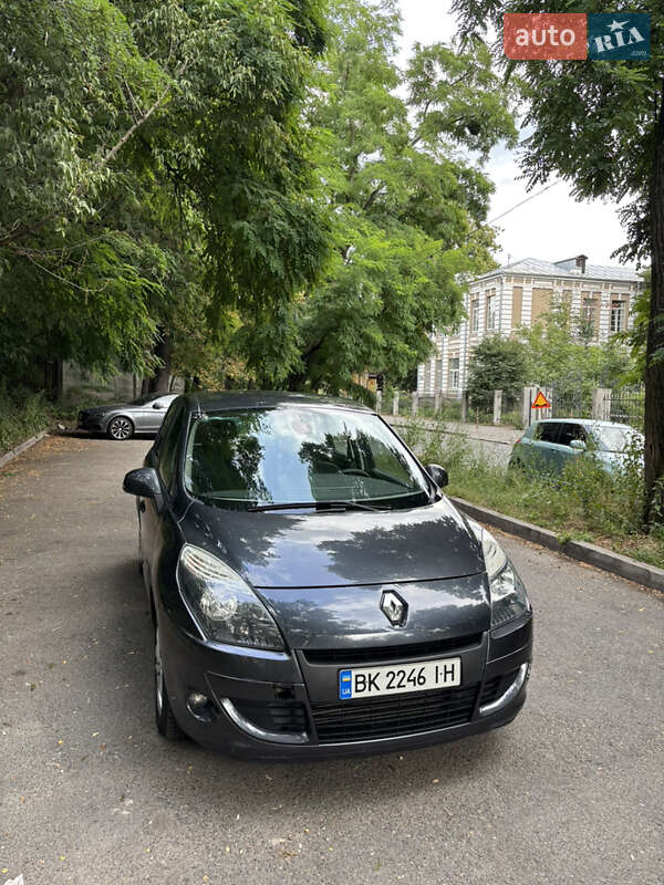 Renault Scenic 2010