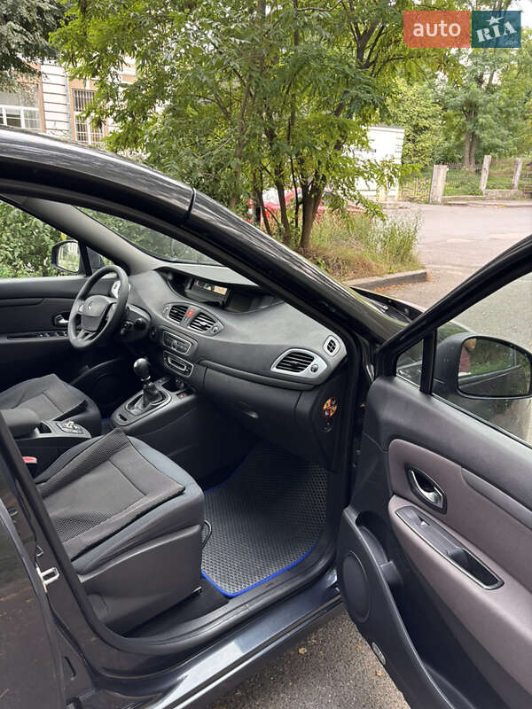 Минивэн Renault Scenic 2010 в Дубно фото 7 Минивэн Renault Scenic 2010 в Дубно