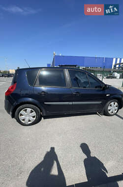 Минивэн Renault Scenic 2008 в 