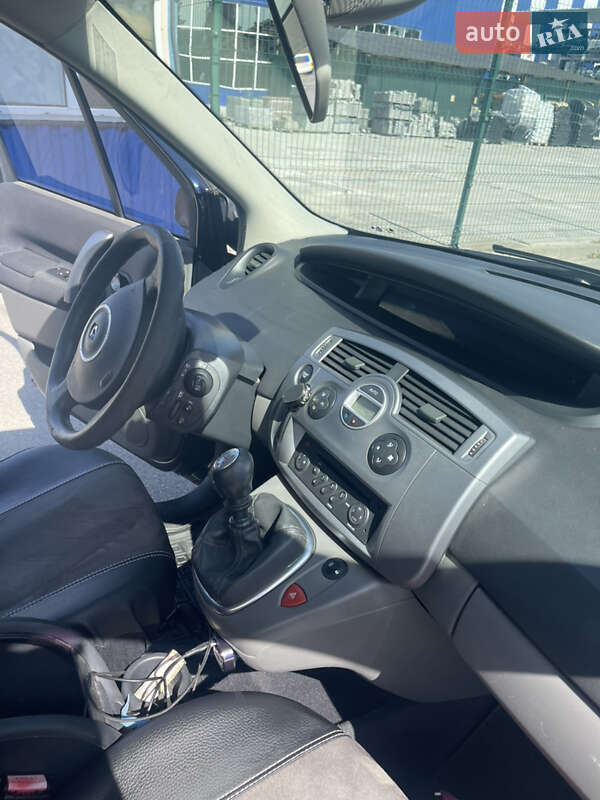 Минивэн Renault Scenic 2008 в Каменец-Подольском фото 13 Минивэн Renault Scenic 2008 в Каменец-Подольском