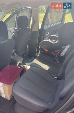Минивэн Renault Scenic 2008 в 