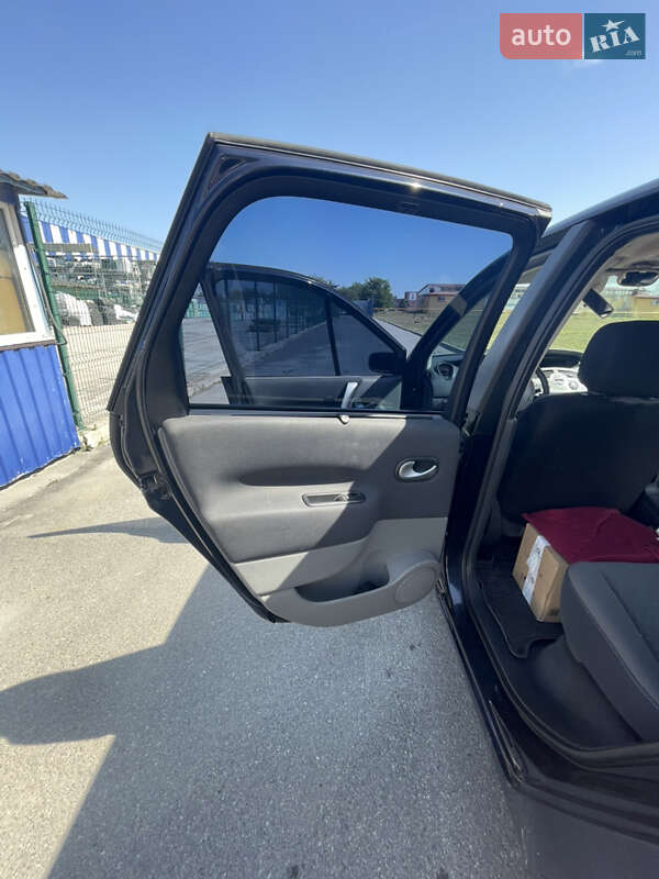 Минивэн Renault Scenic 2008 в Каменец-Подольском фото 20 Минивэн Renault Scenic 2008 в Каменец-Подольском