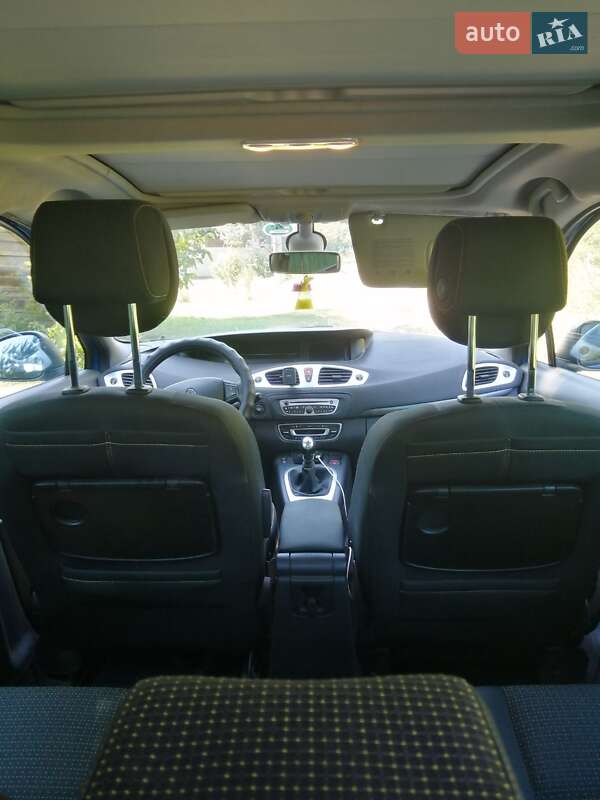 Минивэн Renault Scenic 2009 в Нежине