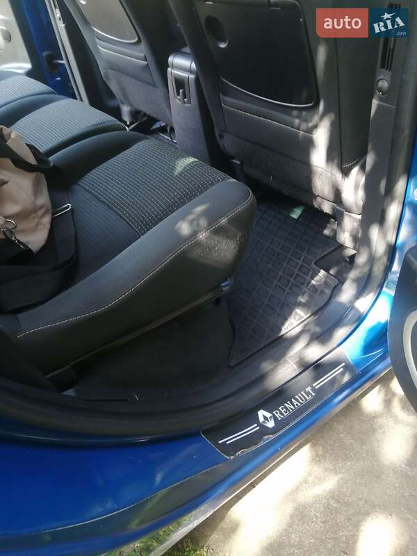 Минивэн Renault Scenic 2009 в Нежине