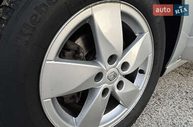 Минивэн Renault Scenic 2010 в 