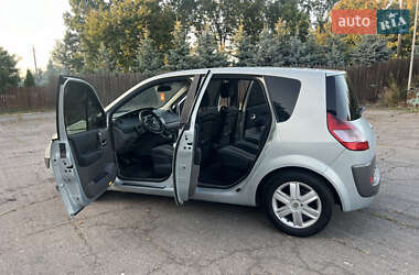 Минивэн Renault Scenic 2003 в 