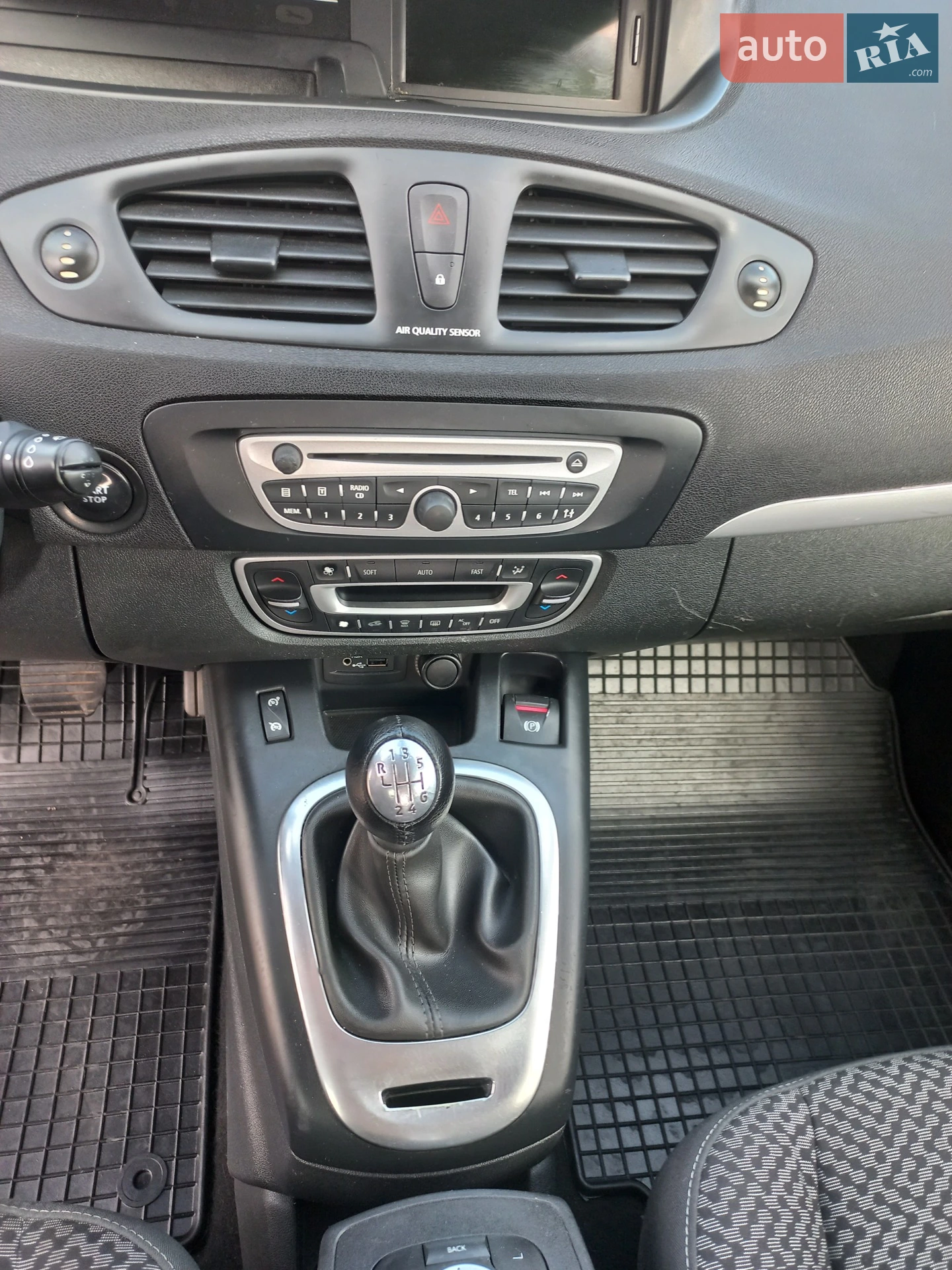 2011 Renault Scenic - мініатюра 18