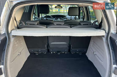 Минивэн Renault Scenic 2006 в 