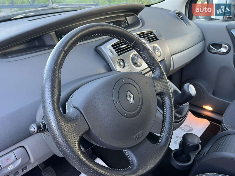 Минивэн Renault Scenic 2006 в Виннице