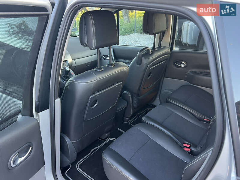 Минивэн Renault Scenic 2006 в Виннице
