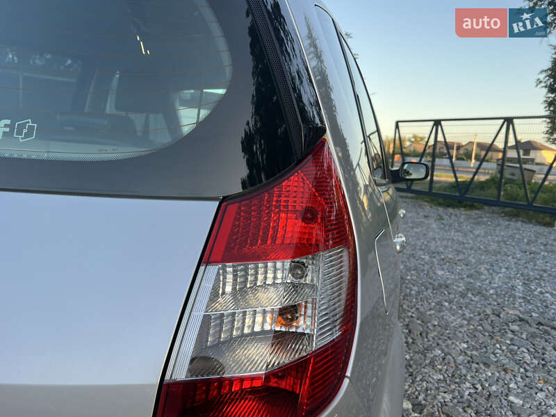 Минивэн Renault Scenic 2006 в Виннице