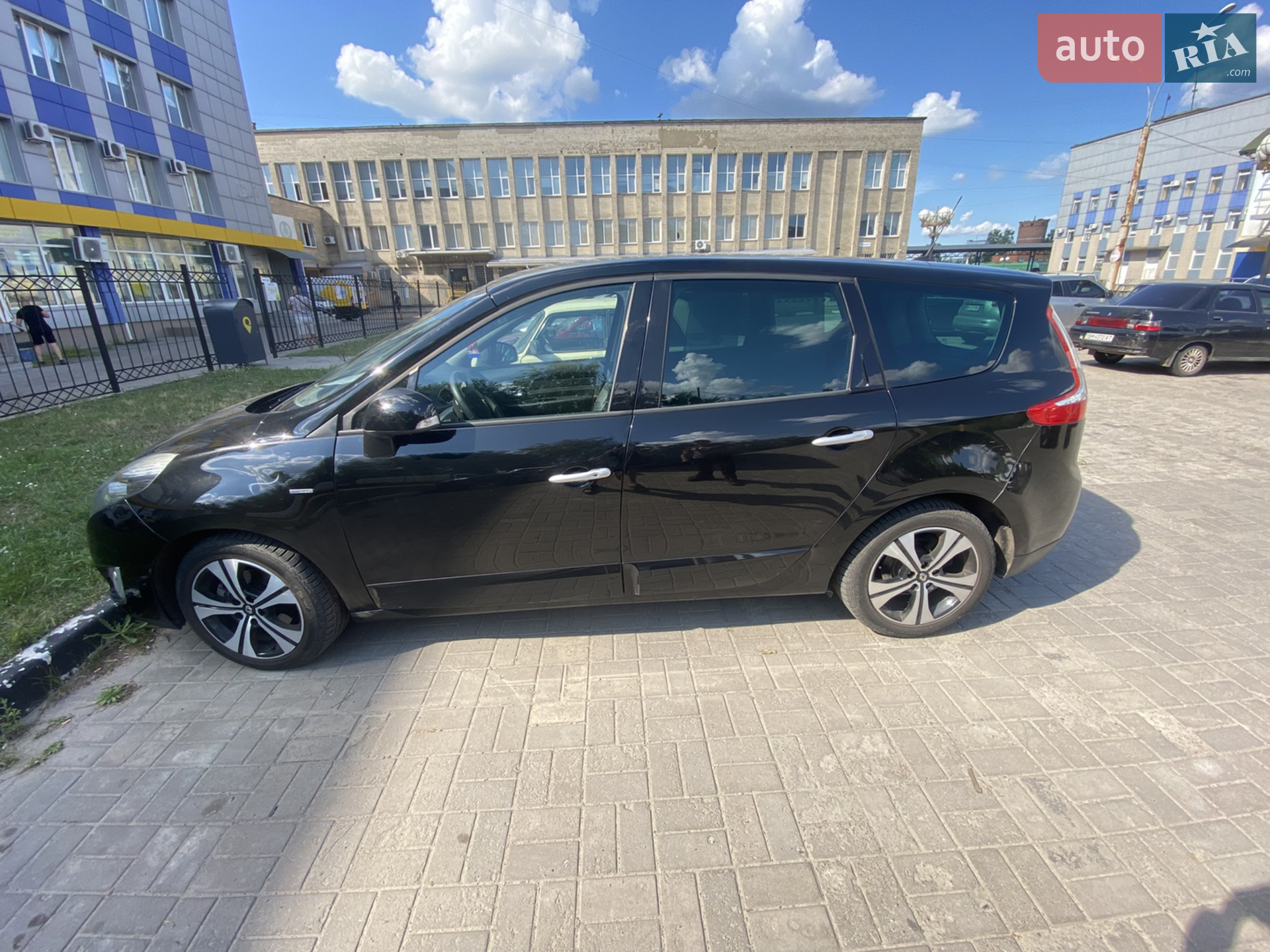 2011 Renault Scenic - мініатюра 3